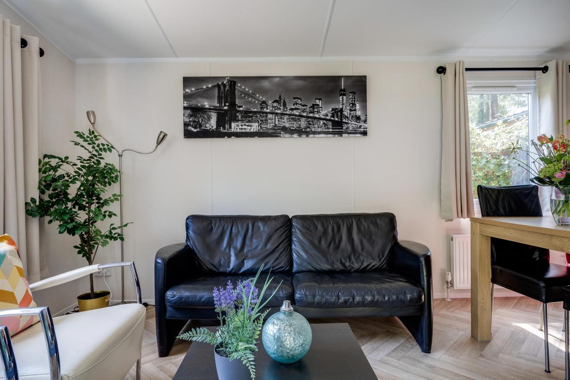 Veluwe Hoenderloo Luxury Chalet With Private Sauna And Hot Tub - Swimming Pool Tennis Court Supermarket Bowling Alley Theatre And Entertainment For Children Dış mekan fotoğraf