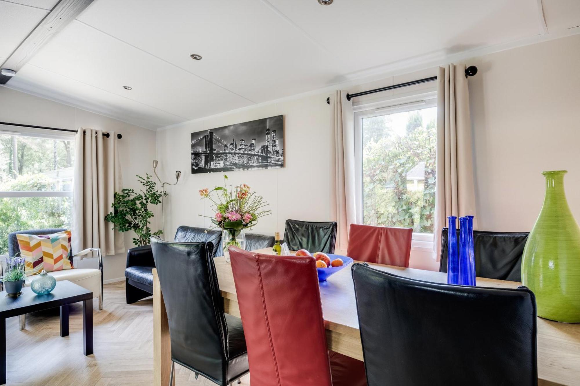 Veluwe Hoenderloo Luxury Chalet With Private Sauna And Hot Tub - Swimming Pool Tennis Court Supermarket Bowling Alley Theatre And Entertainment For Children Dış mekan fotoğraf
